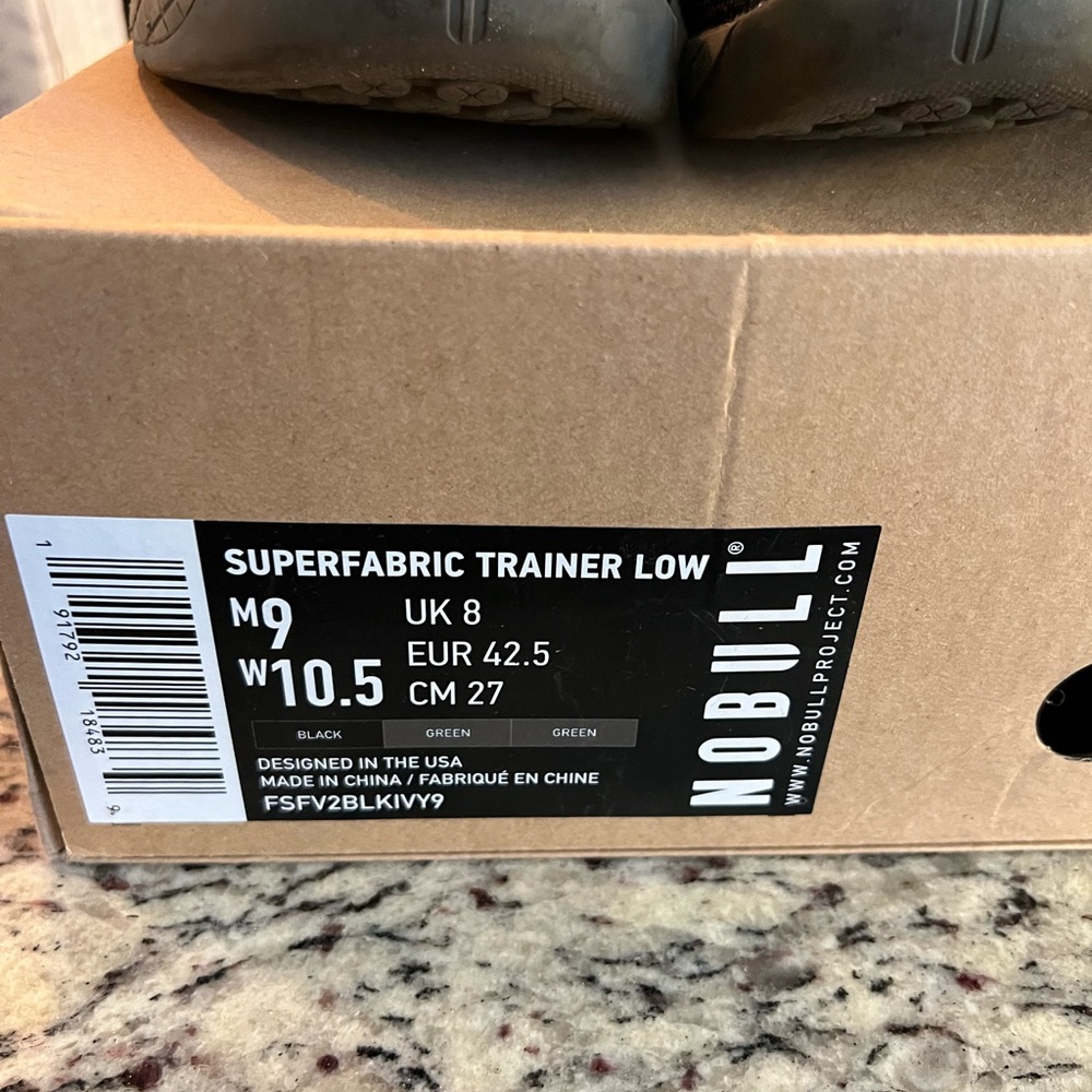 Nobull CrossFit trainer womens 10.5 mens 9. Worn maybe 3 times.
